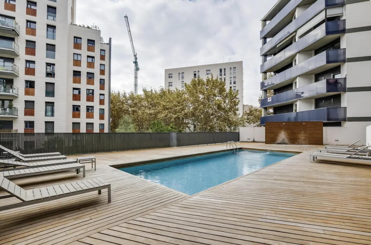 Stay U-Nique Apartments Diagonal Mar Barcellona Esterno foto